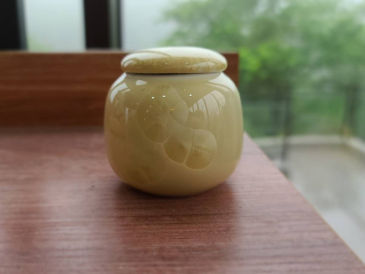 結晶彩釉瓷罐